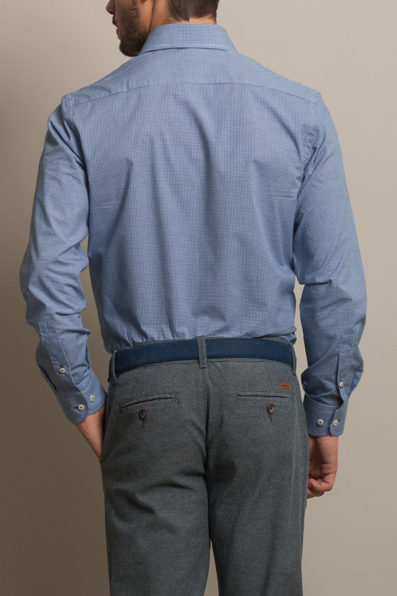 Camisa casual cintada