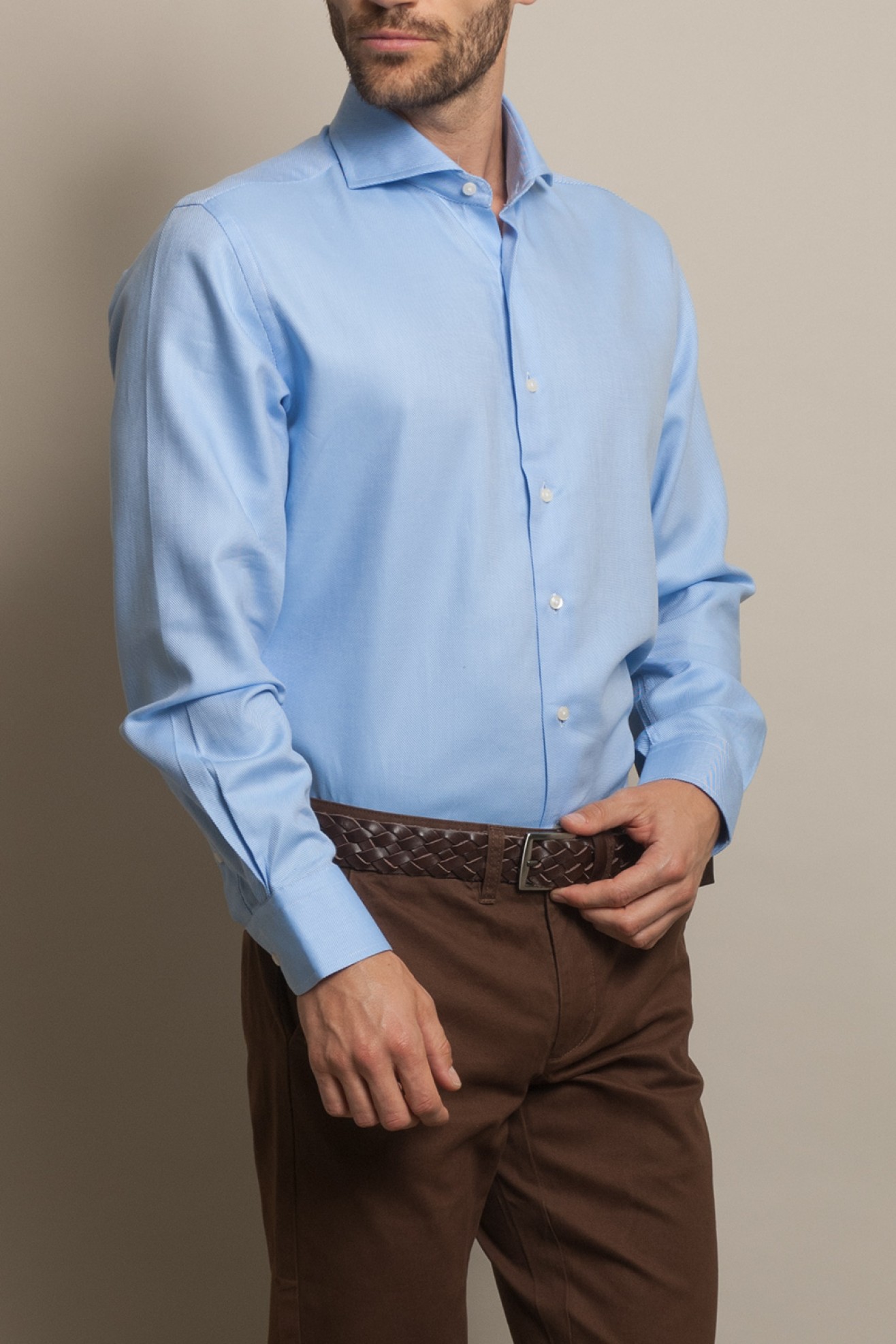 Camisa clssica cintada