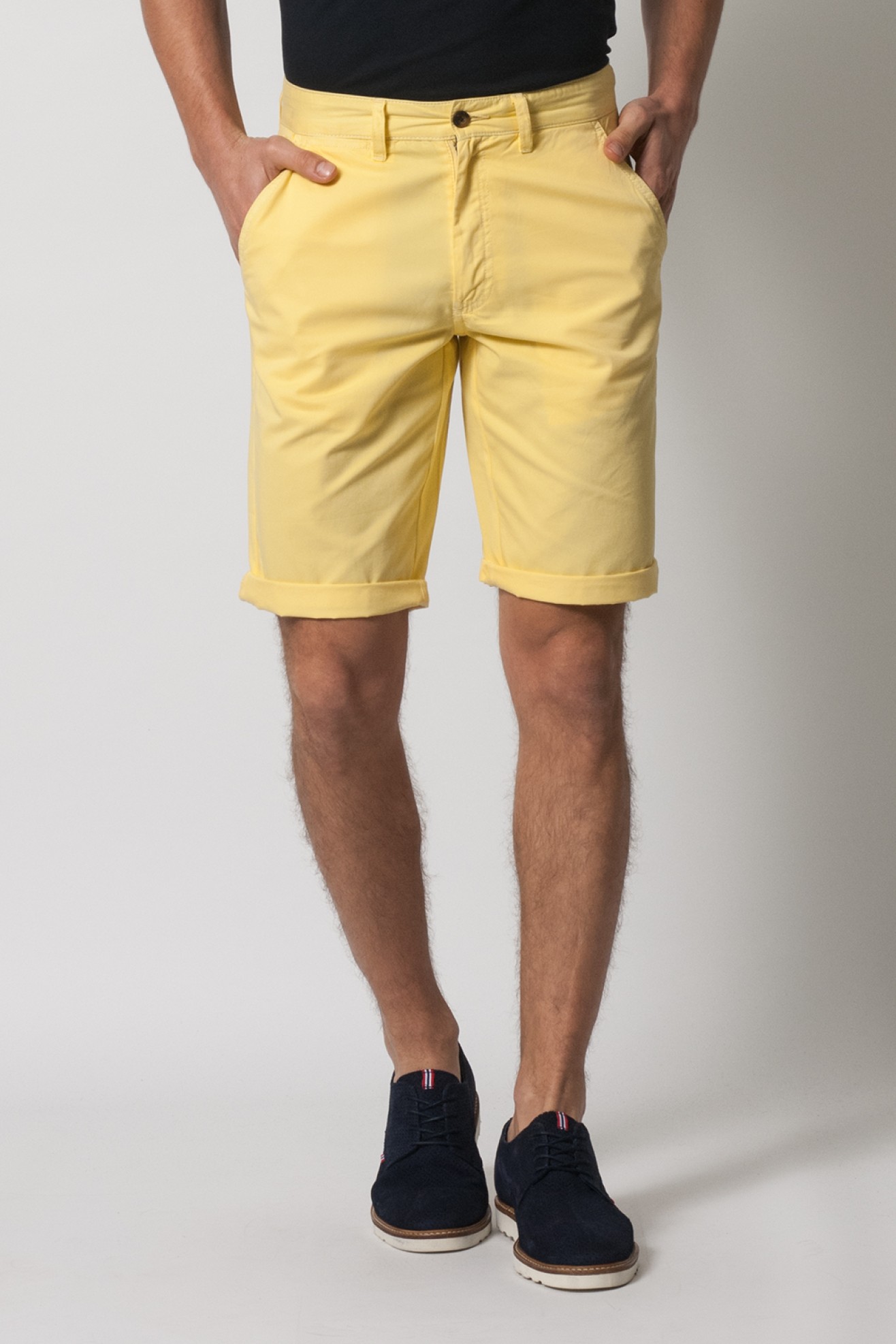 BERMUDAS DE BOLSOS VIÉS