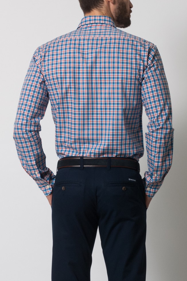 Camisa deportiva ajustada Camisa deportiva ajustada