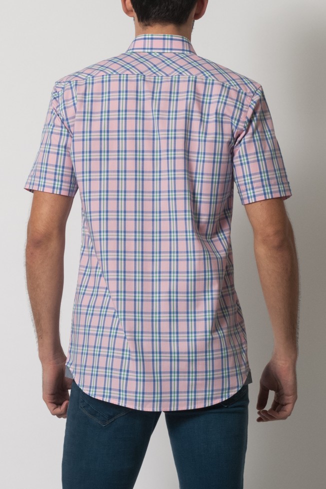 Camisa deportiva ajustada