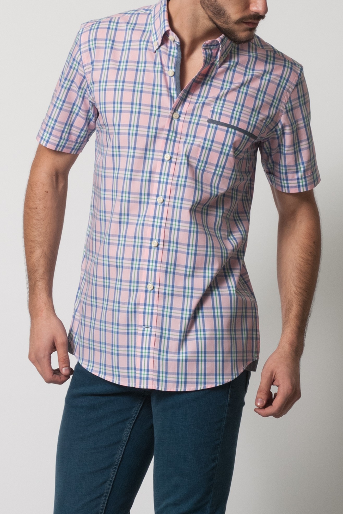 Camisa desportiva cintada