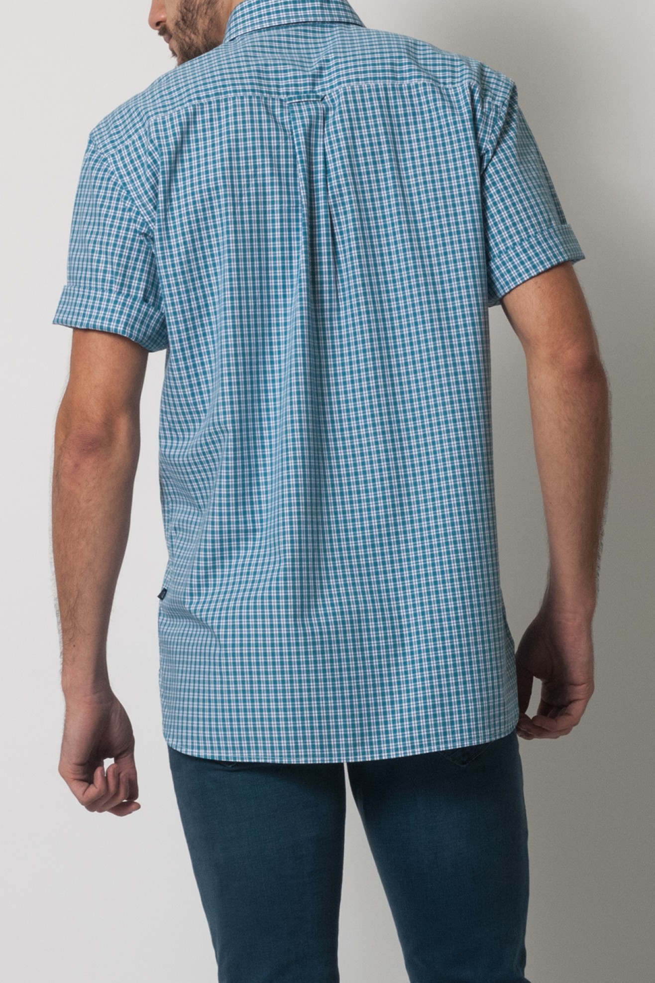 Camisa Deportiva Media Manga