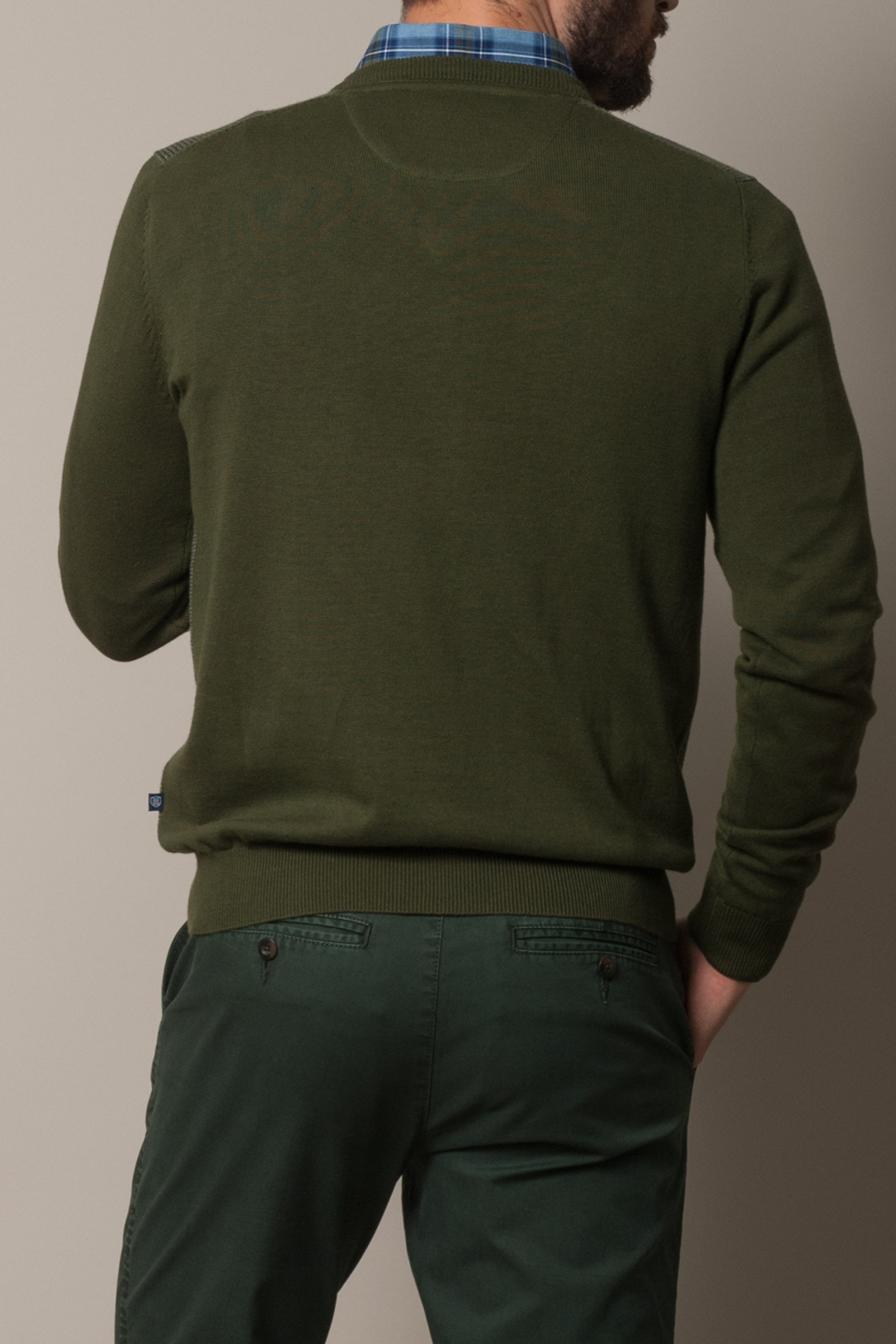 Jersey con cuello en V