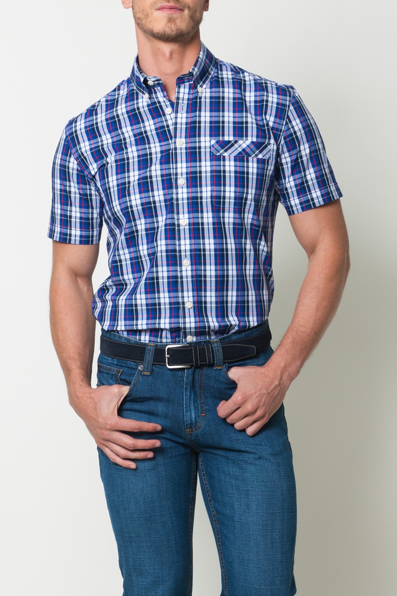 Camisa desportiva cintada