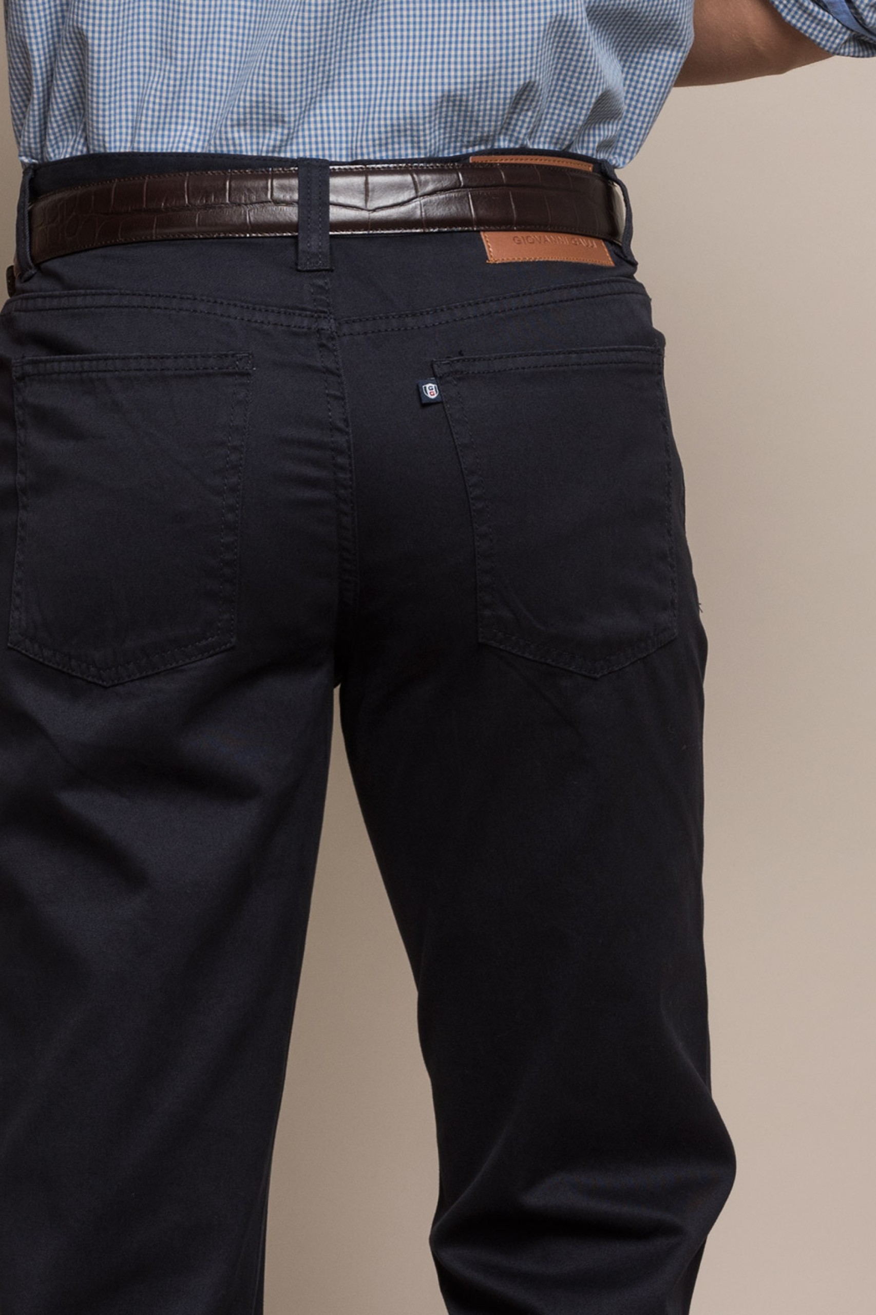 Pantalón de sarga con 5 bolsillos