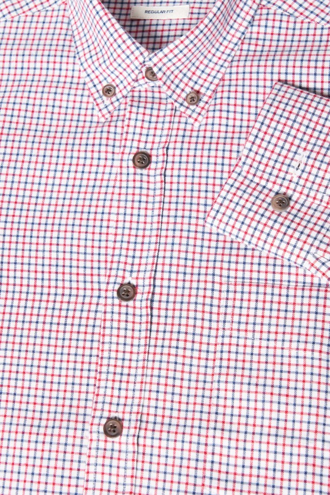 Camisa regular fit a cuadros 