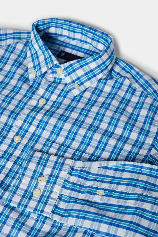 Camisa deportiva ajustada Camisa deportiva ajustada