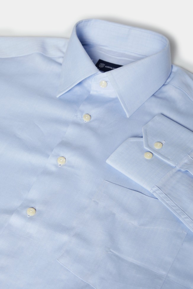 Camisa clássica regular fit Camisa clássica regular fit