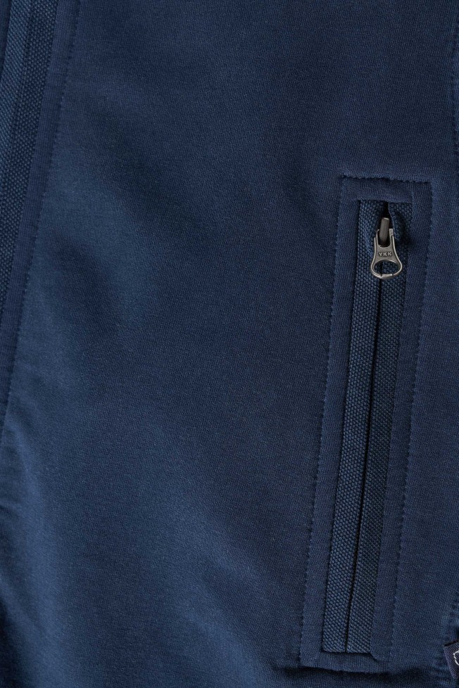 Abrigo interlock con cuello alto Abrigo interlock con cuello alto