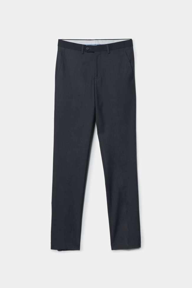 Pantaln slim fit clsico 