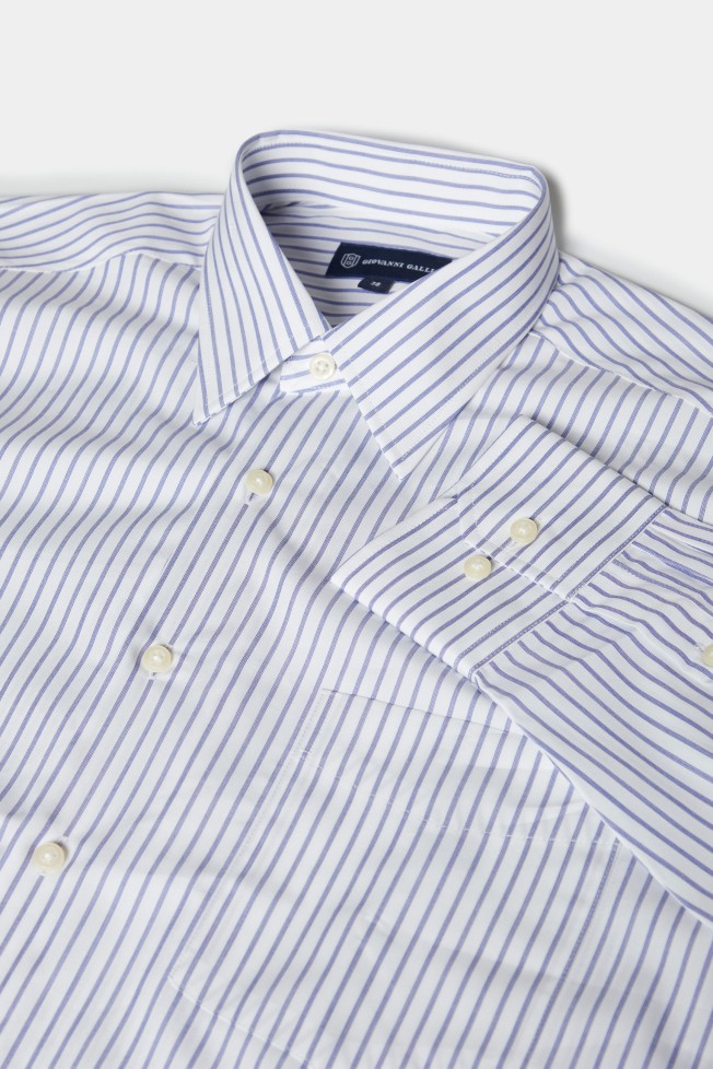 Camisa clássica regular fit Camisa clássica regular fit