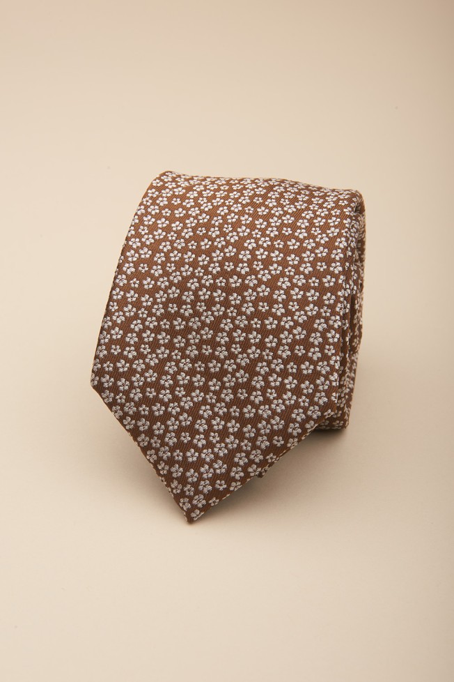 Corbata de seda con estampado de flores 