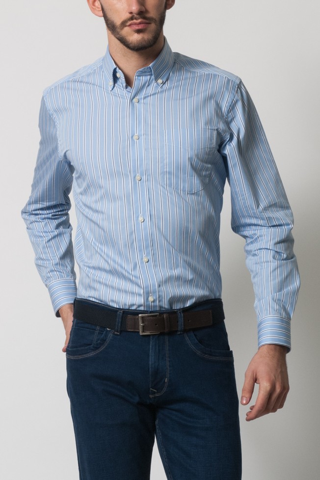 Camisa de riscas
