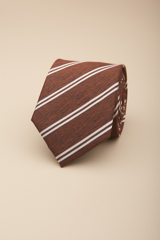 Corbata de rayas