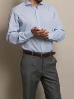 Camisa clssica cintada