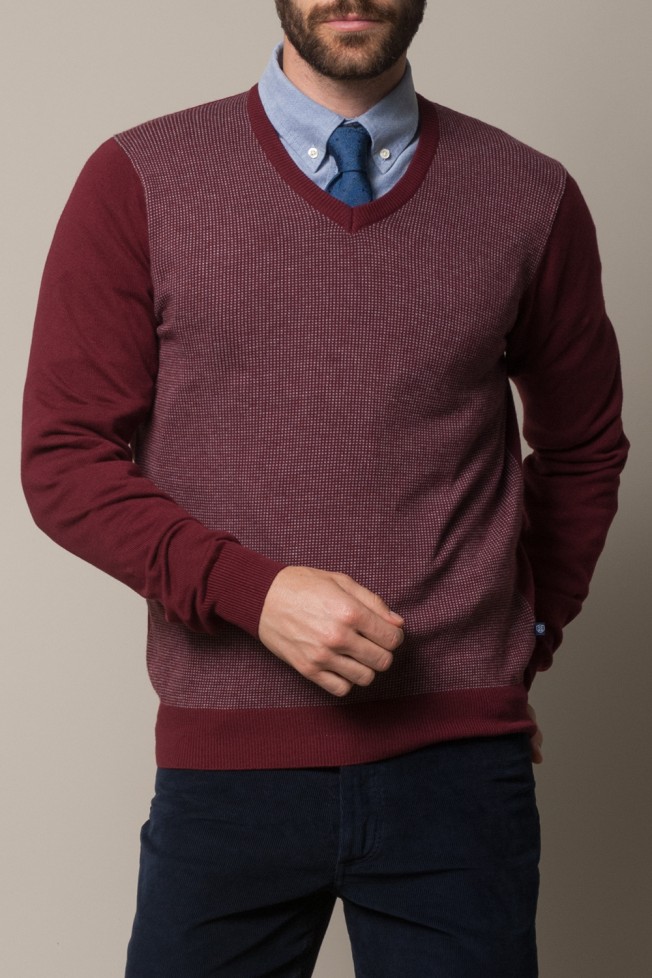 Pullover com decote em V