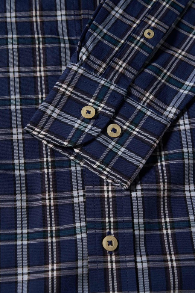 Camisa desportiva cintada Camisa desportiva cintada