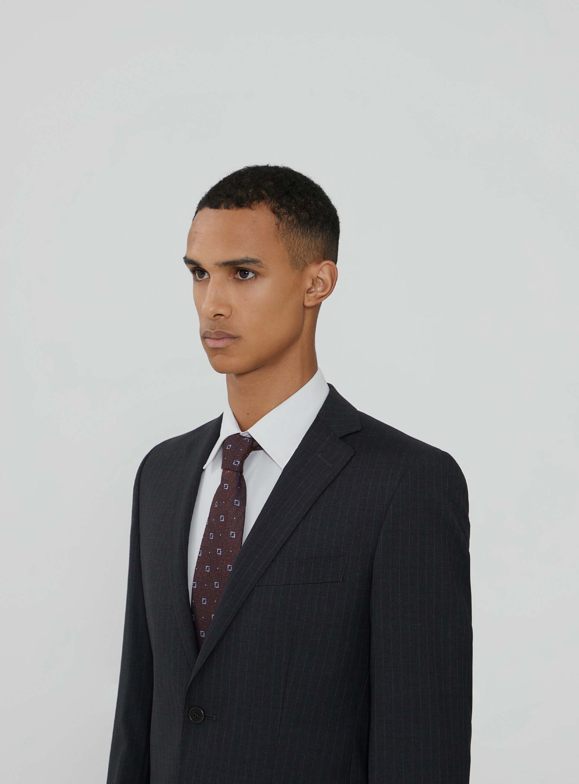 Fato tailored fit de riscas