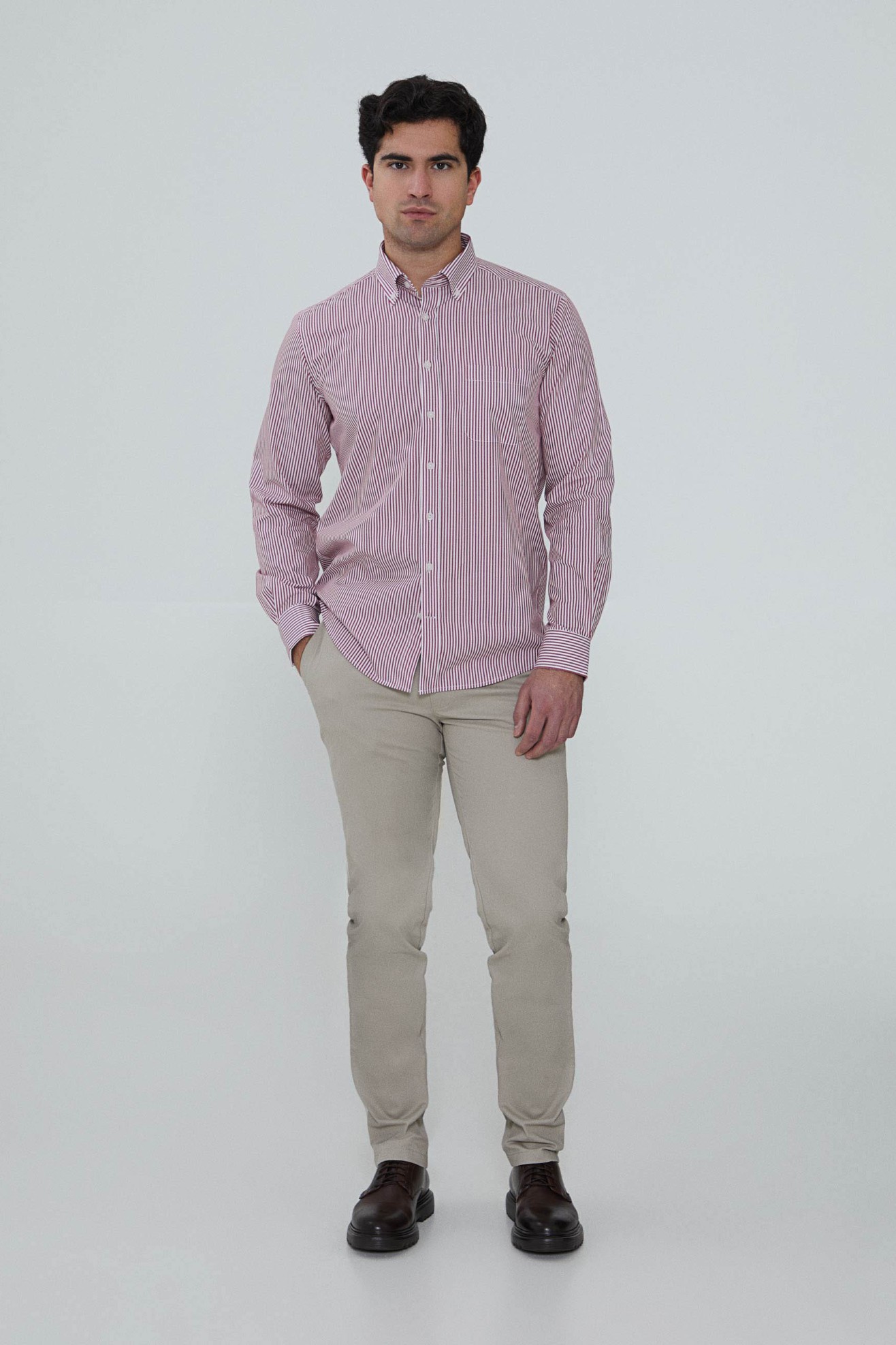 Camisa regular fit s riscas