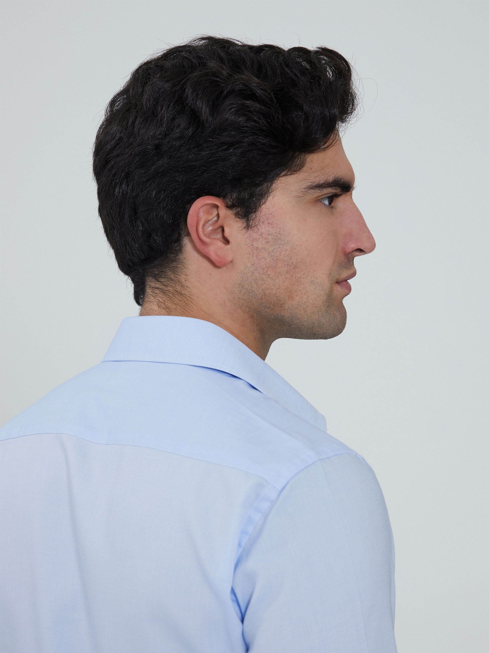 Camisa clásica ajustada