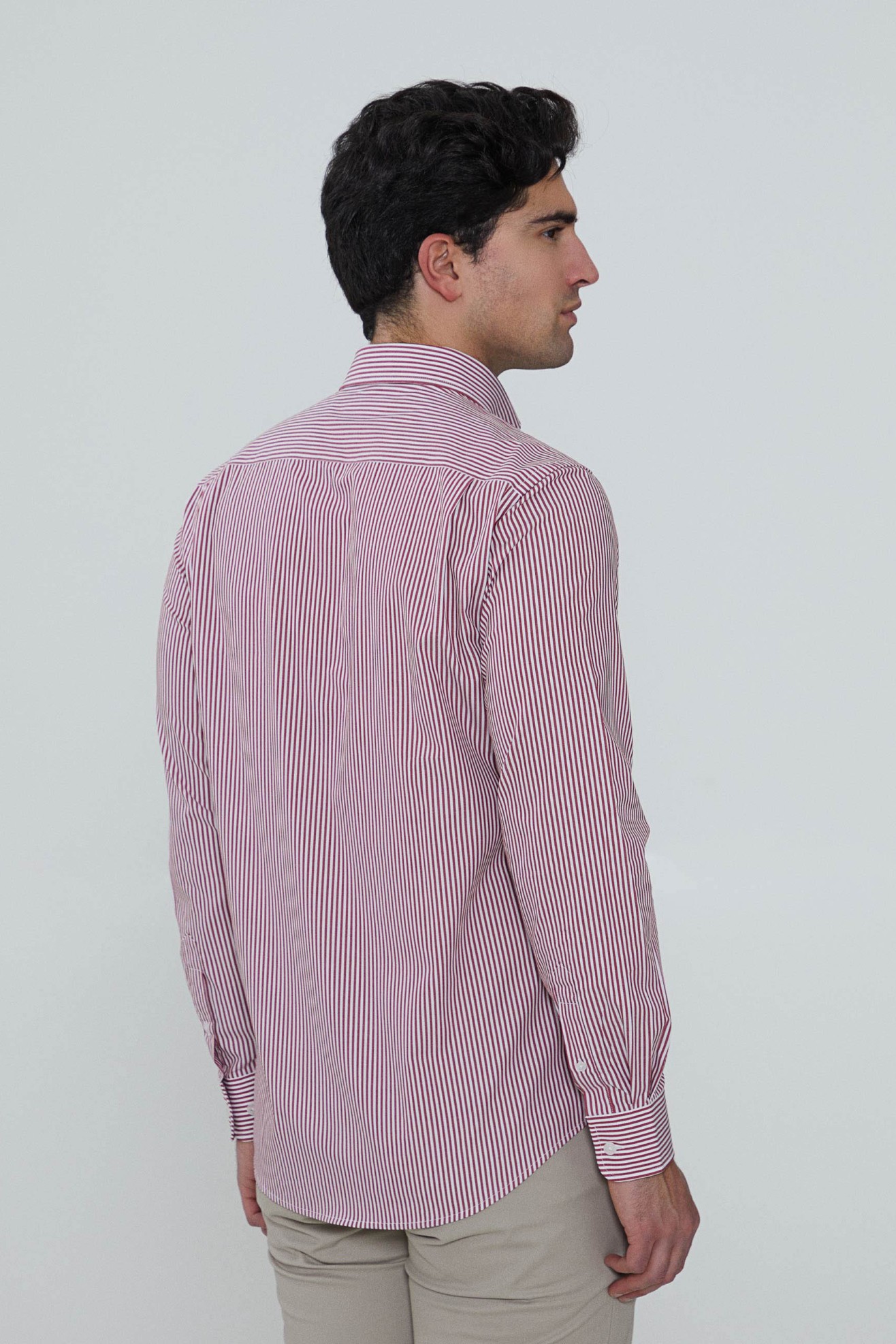 Camisa regular fit s riscas