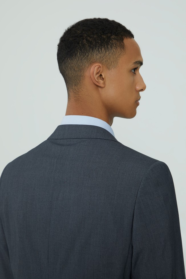 Traje clásico slim fit Traje clásico slim fit