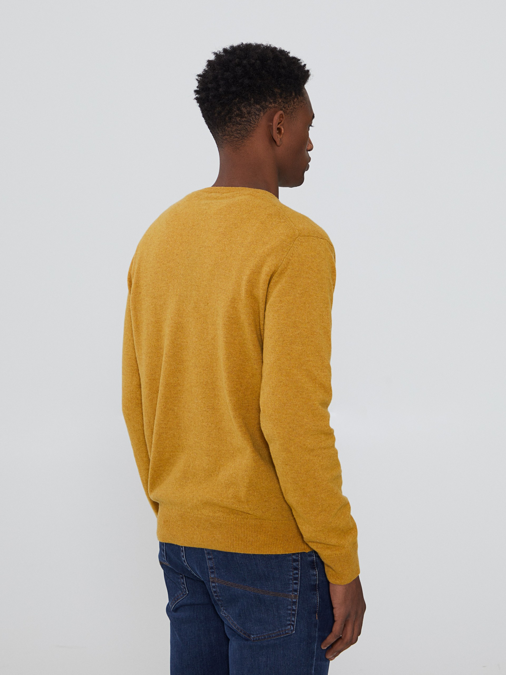 Jersey con cuello en V