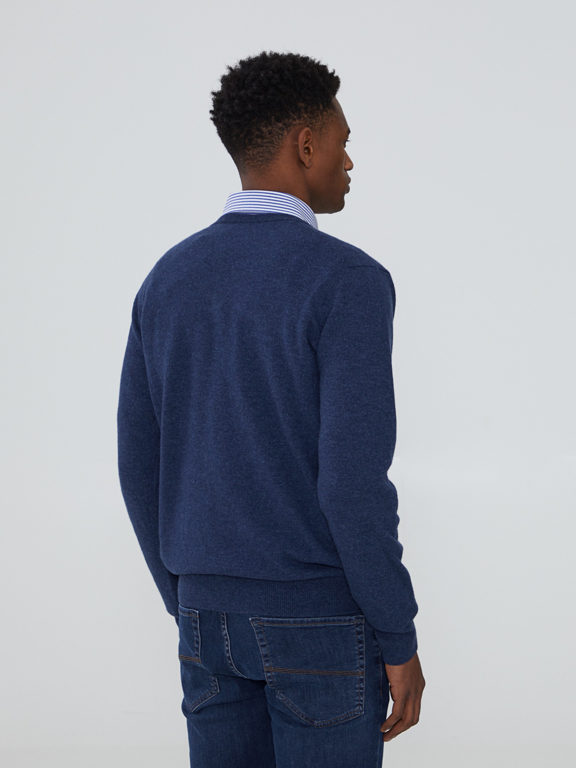 Jersey con cuello en V