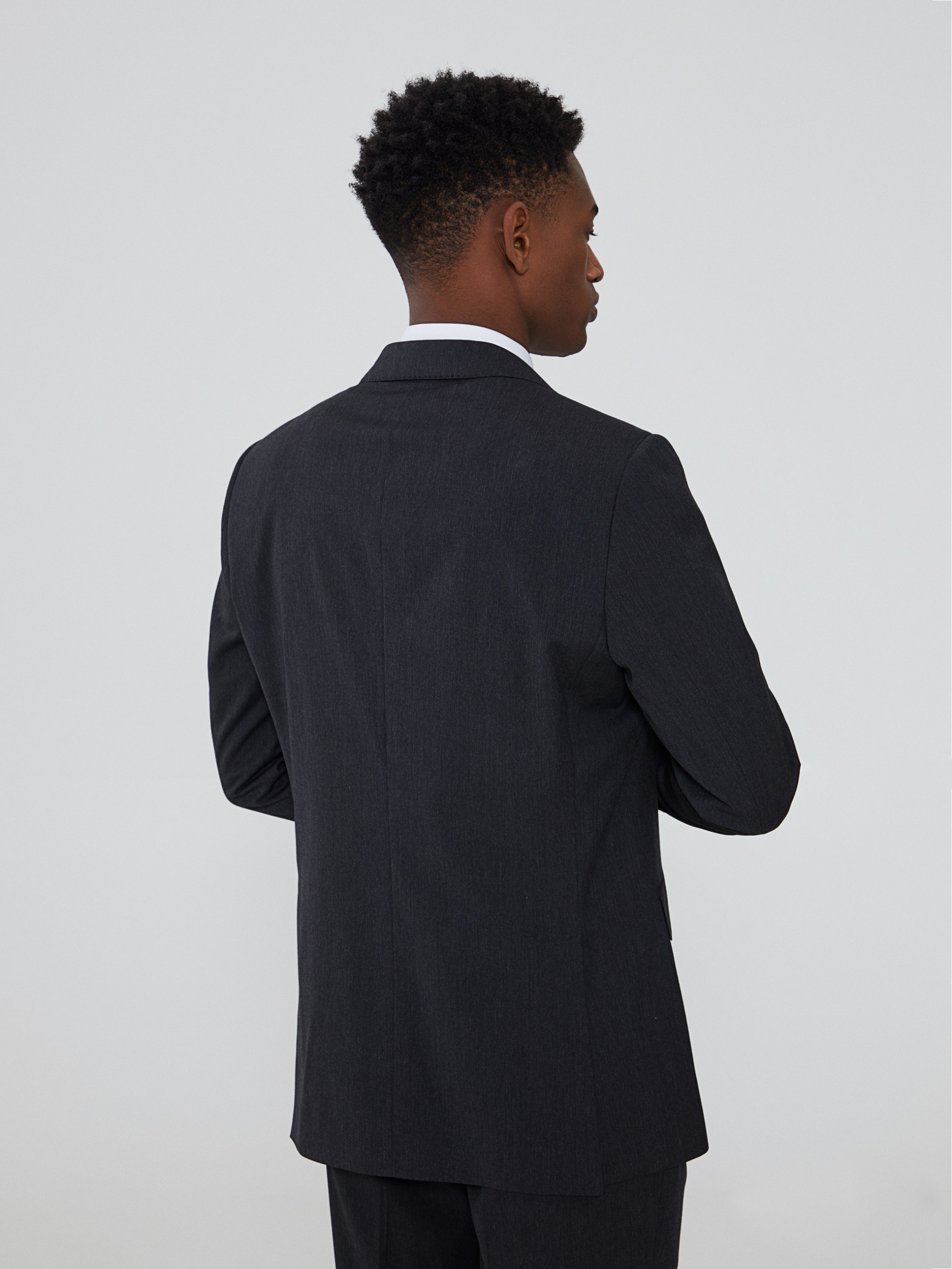 Traje clásico micropatrón