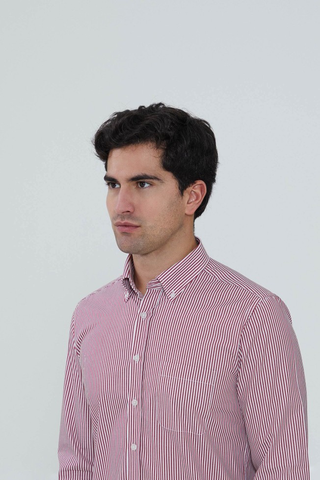 Camisa regular fit s riscas