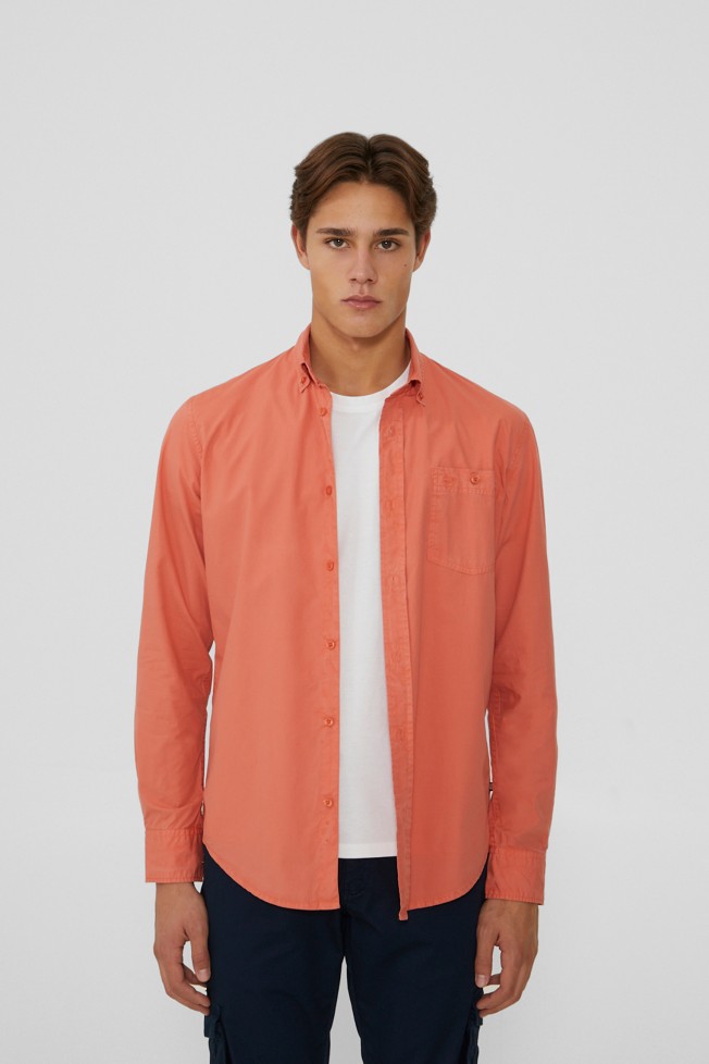 Camisa deportiva ajustada Camisa deportiva ajustada