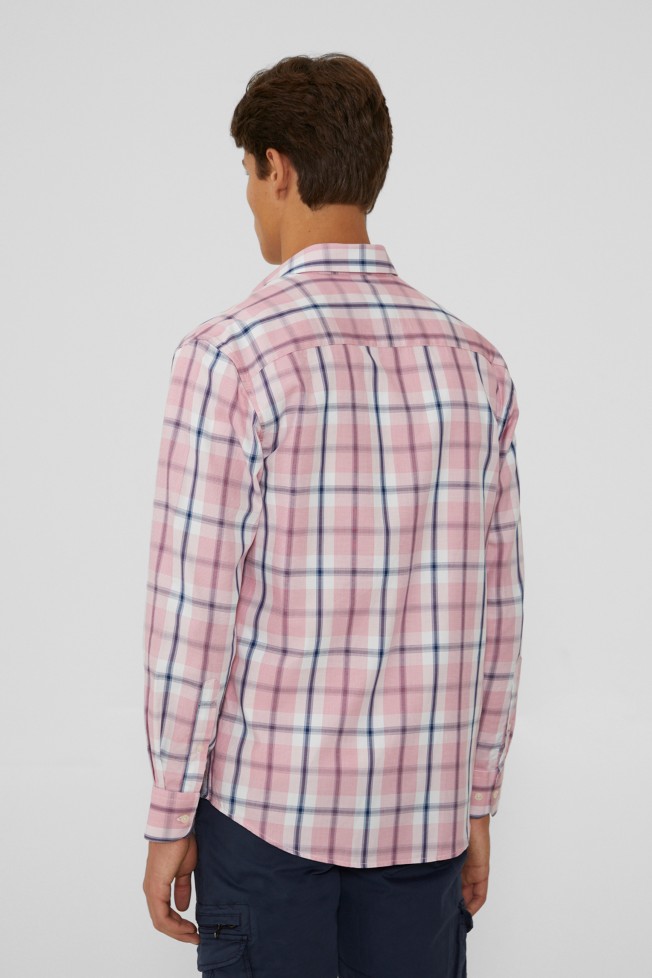 Camisa regular fit a cuadros Camisa regular fit a cuadros