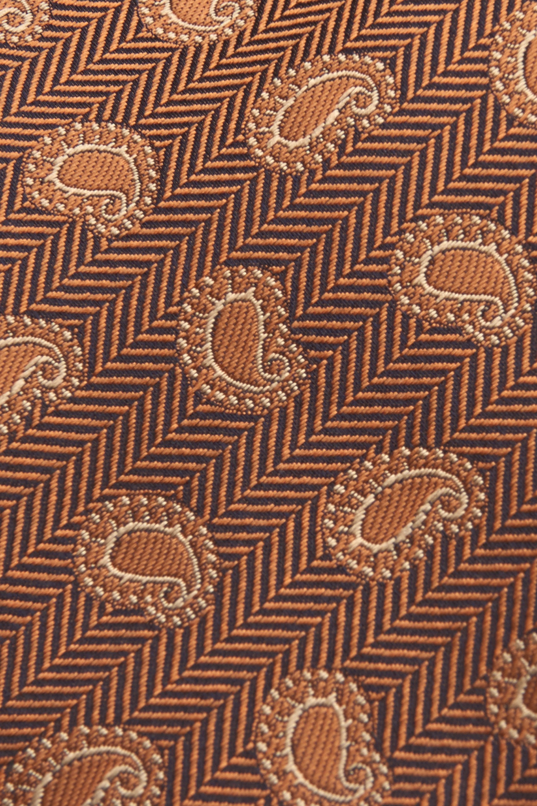 Corbata con estampado cornucopia