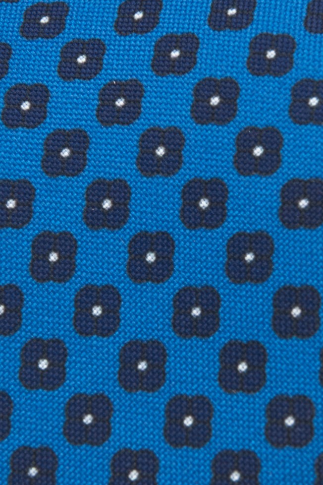 Corbata con textura y estampado floral Corbata con textura y estampado floral