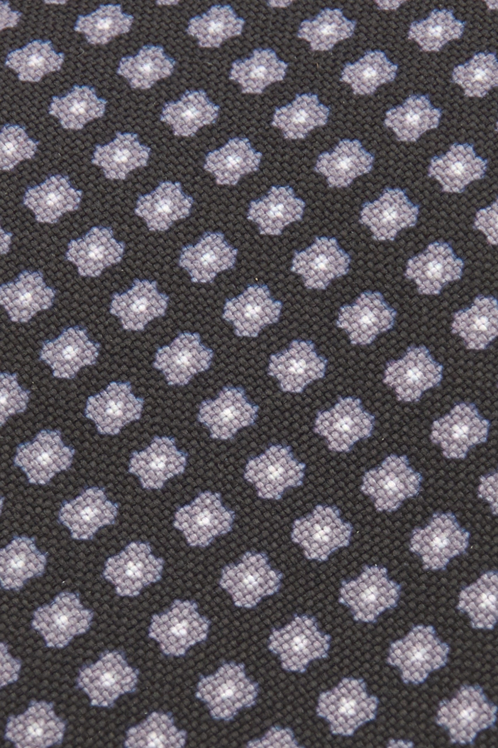 Corbata con motivos florales