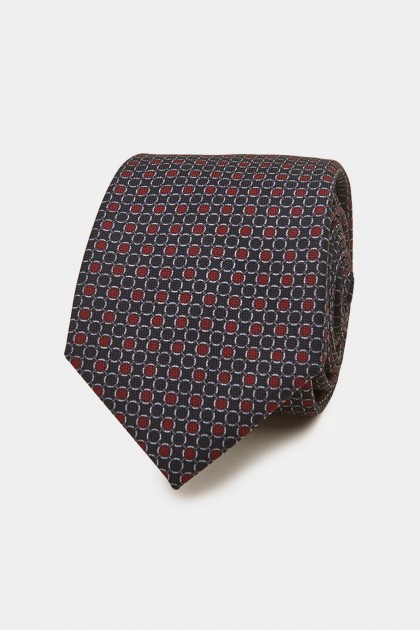 Classic tie with pattern
