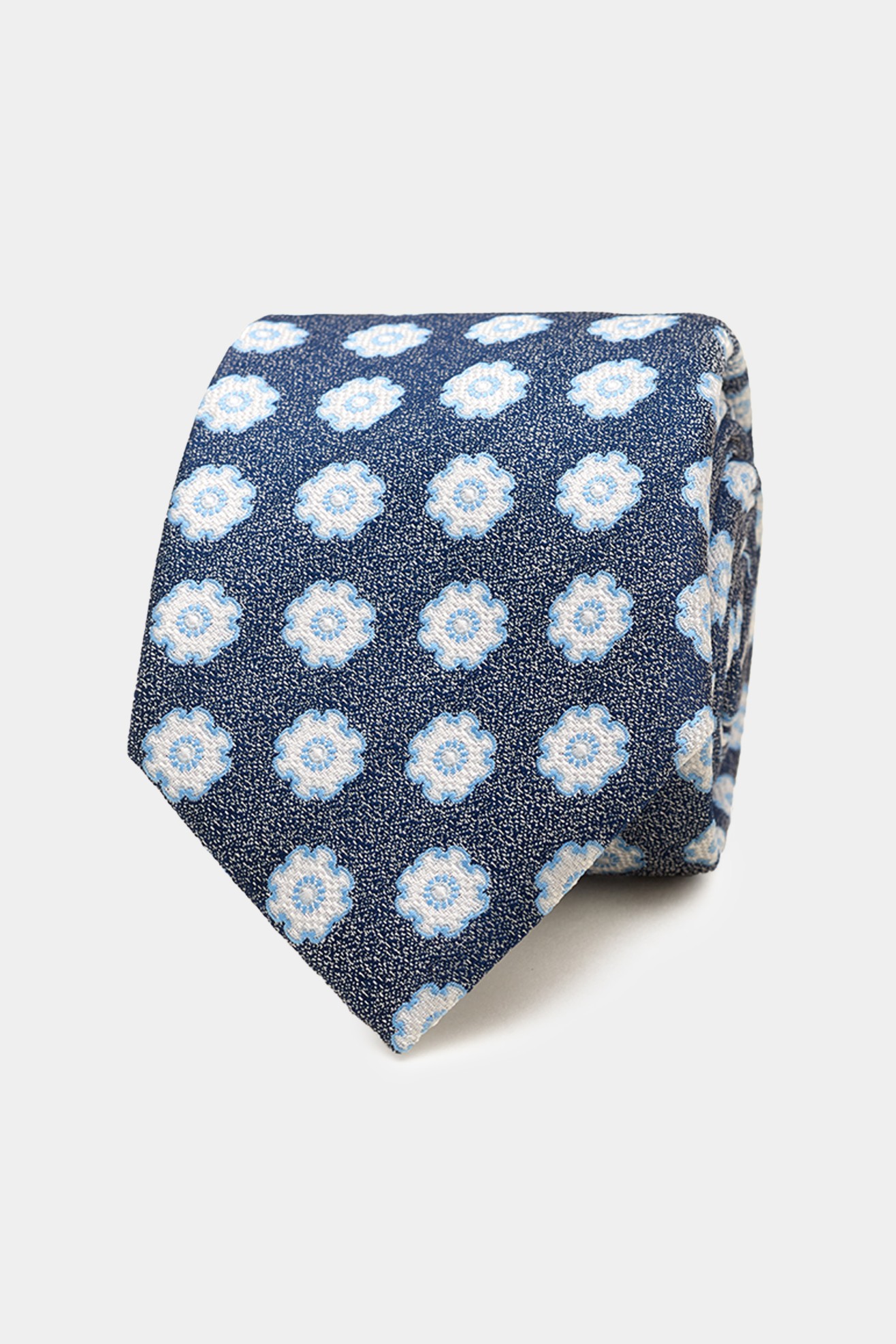 Corbata con motivos florales