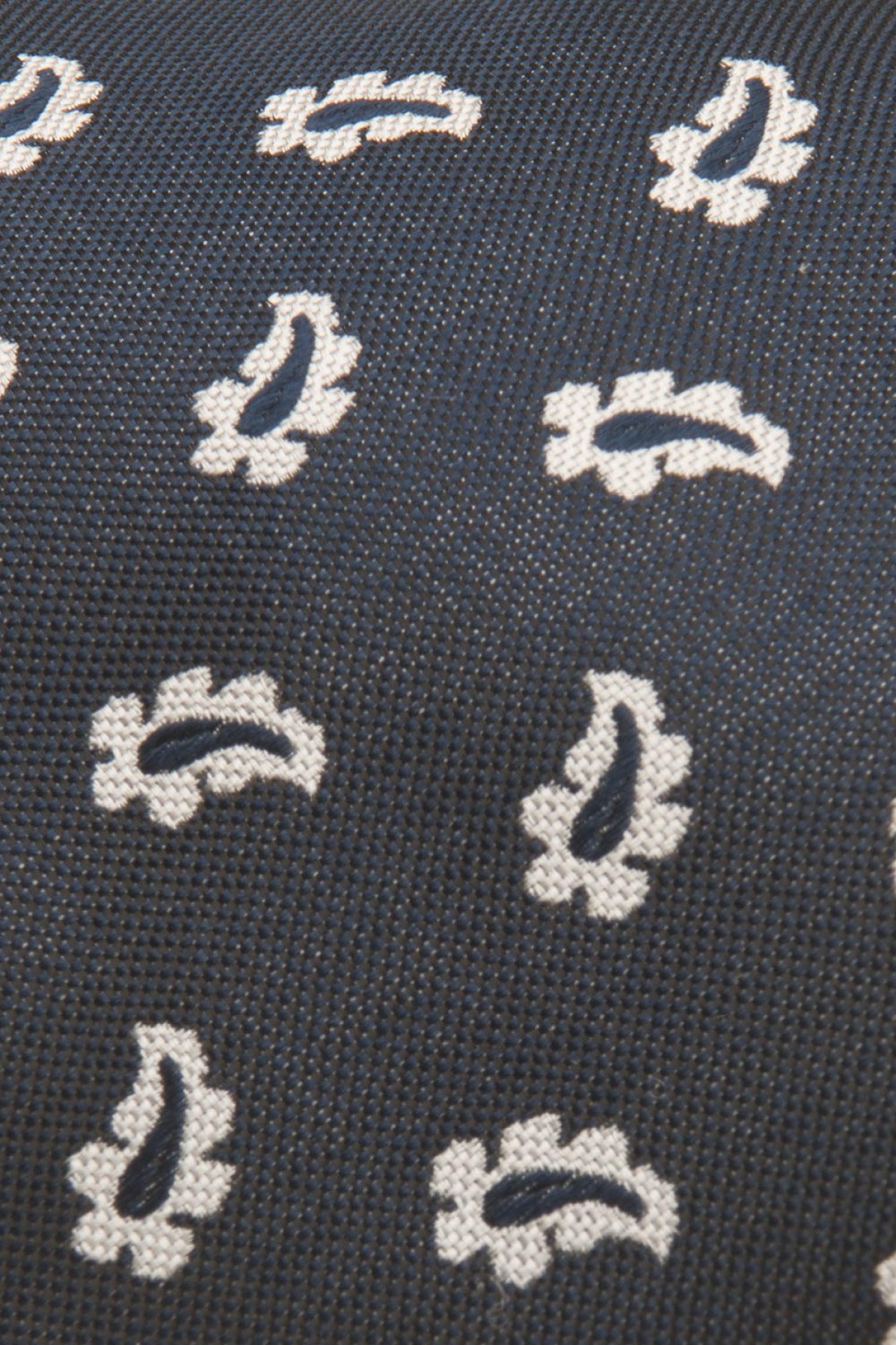 Corbata de seda con motivo de cornucopia