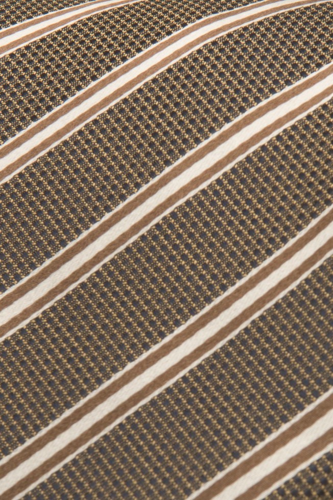 Corbata de seda a rayas