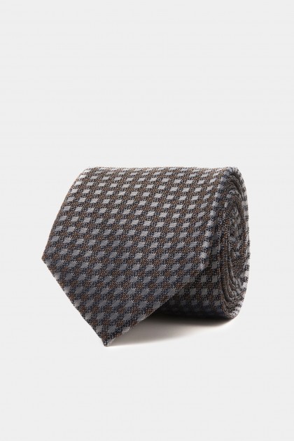 Diamond pattern tie