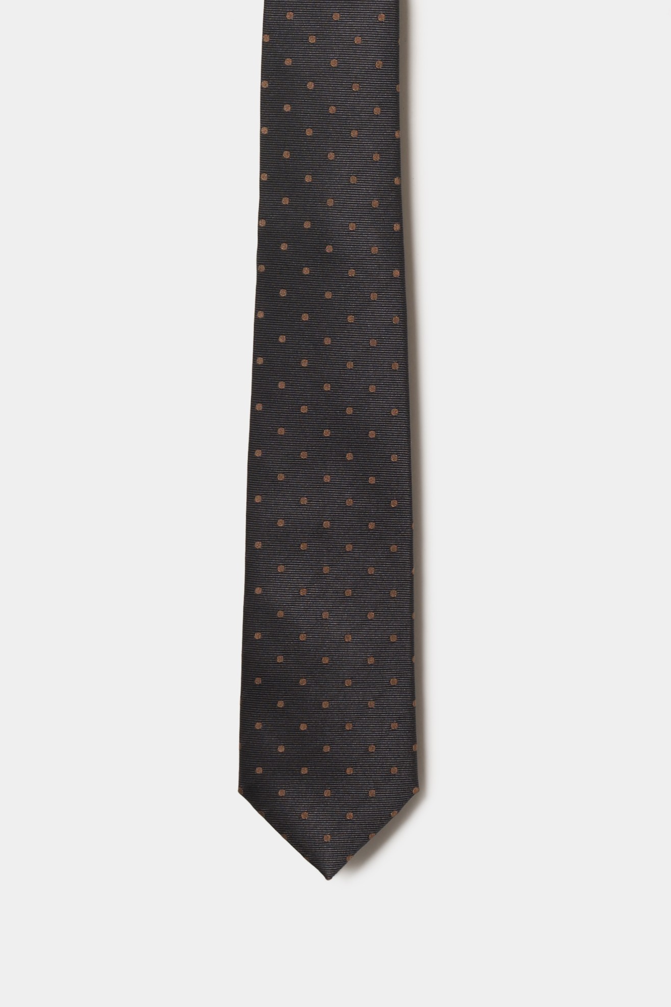 Corbata de seda texturizada con lunares 
