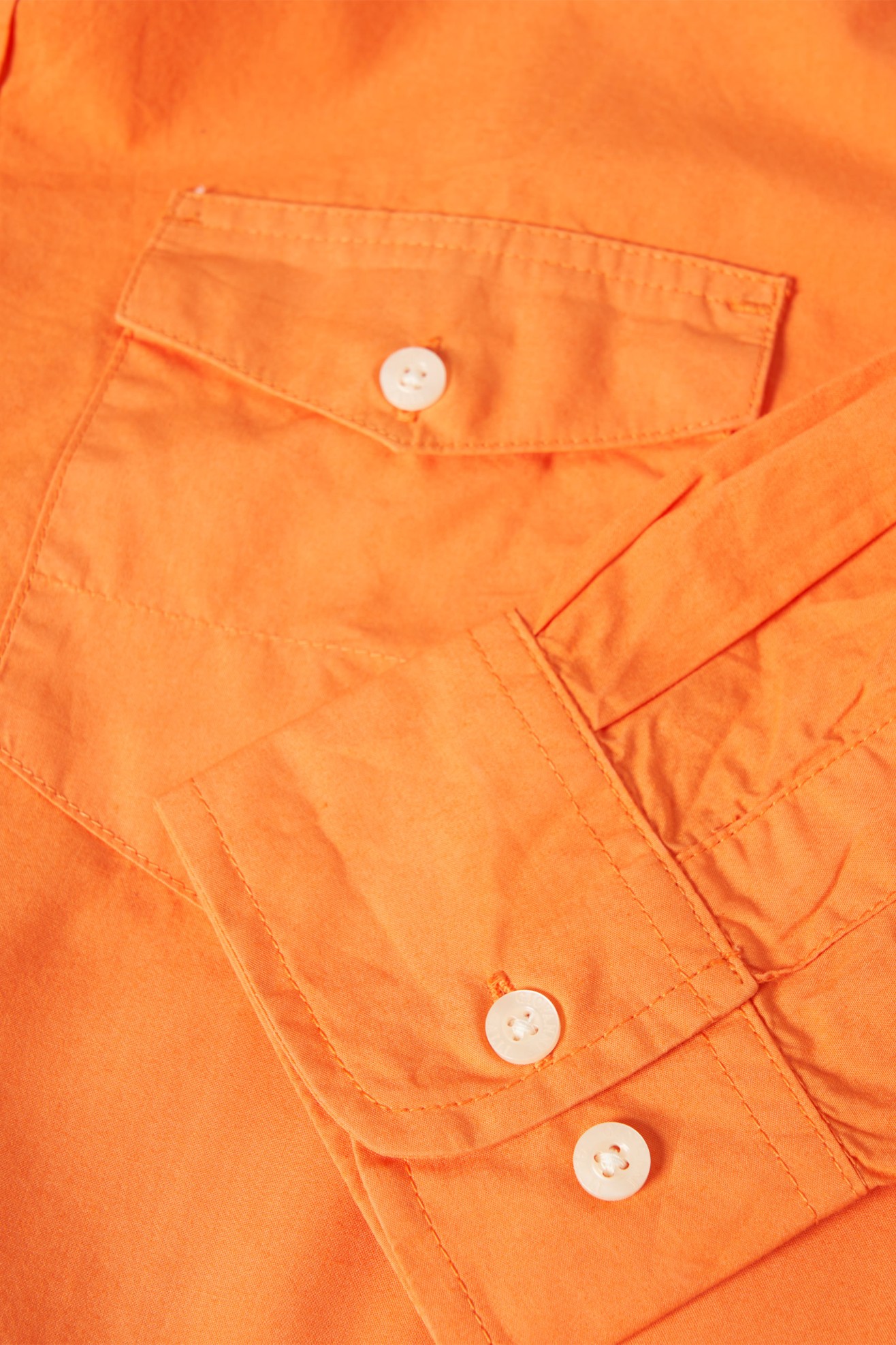 Camisa con bolsillos regular fit