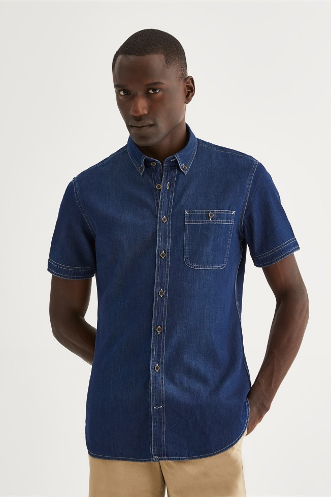 Camisa slim fit manga curta
