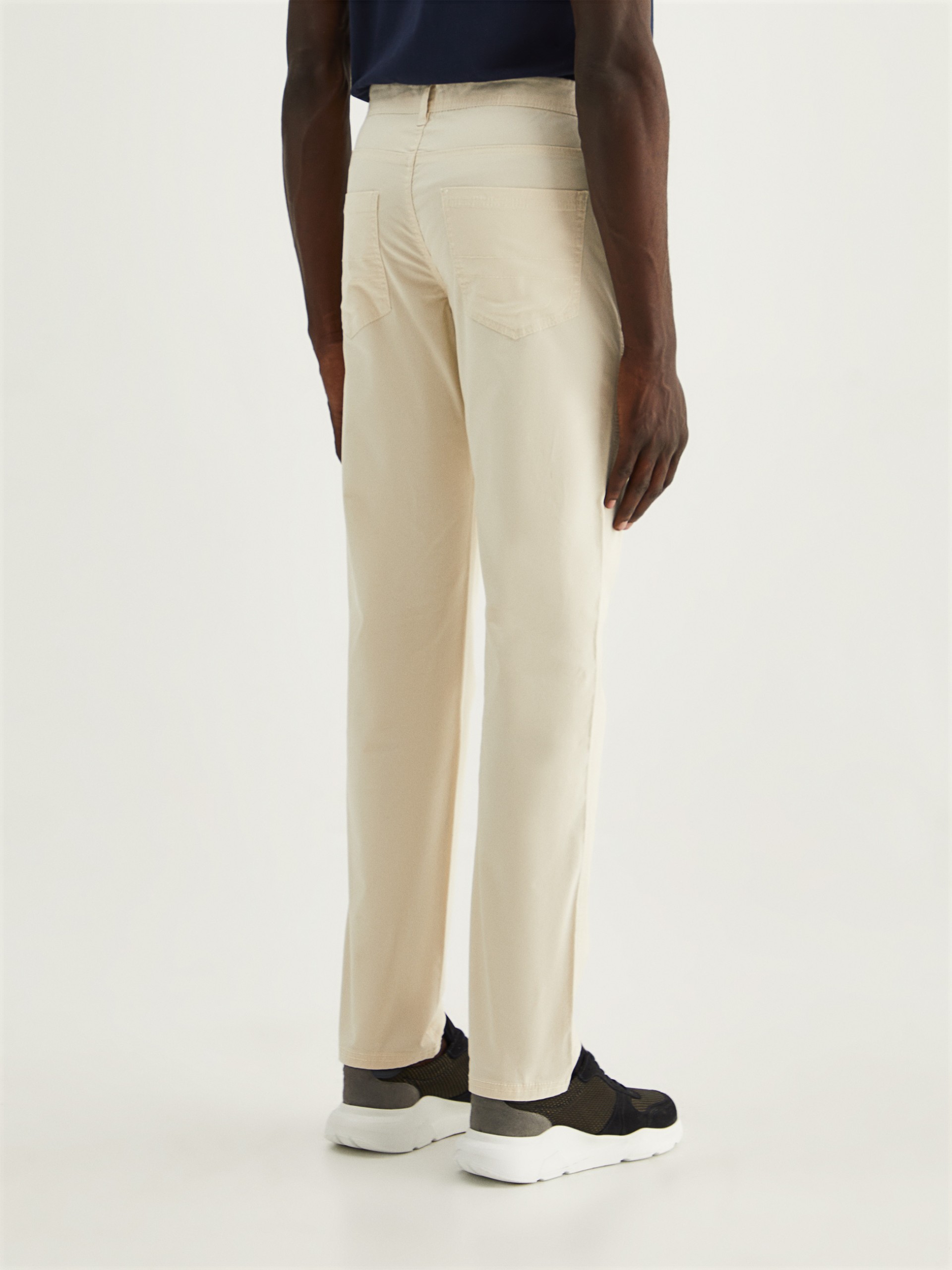 Pantalón de sarga con 5 bolsillos