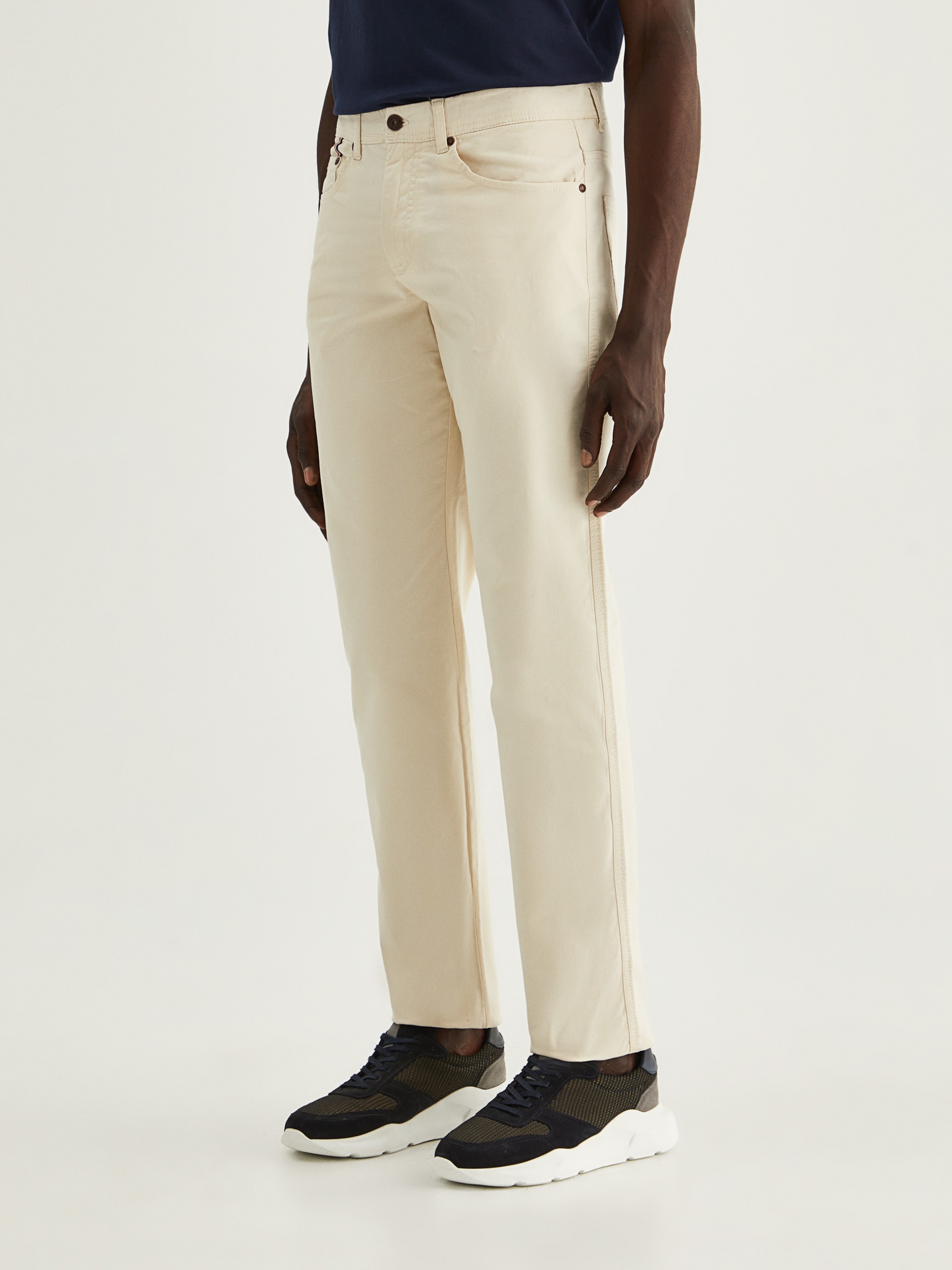 Pantalón de sarga con 5 bolsillos