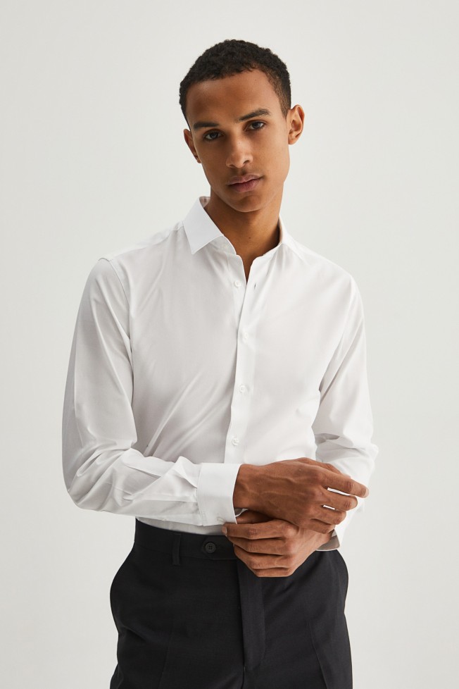 Camisa clsica ajustada