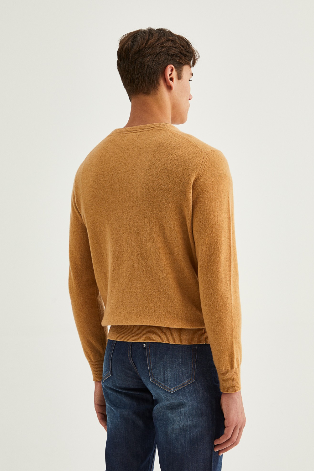 Pullover com decote em V