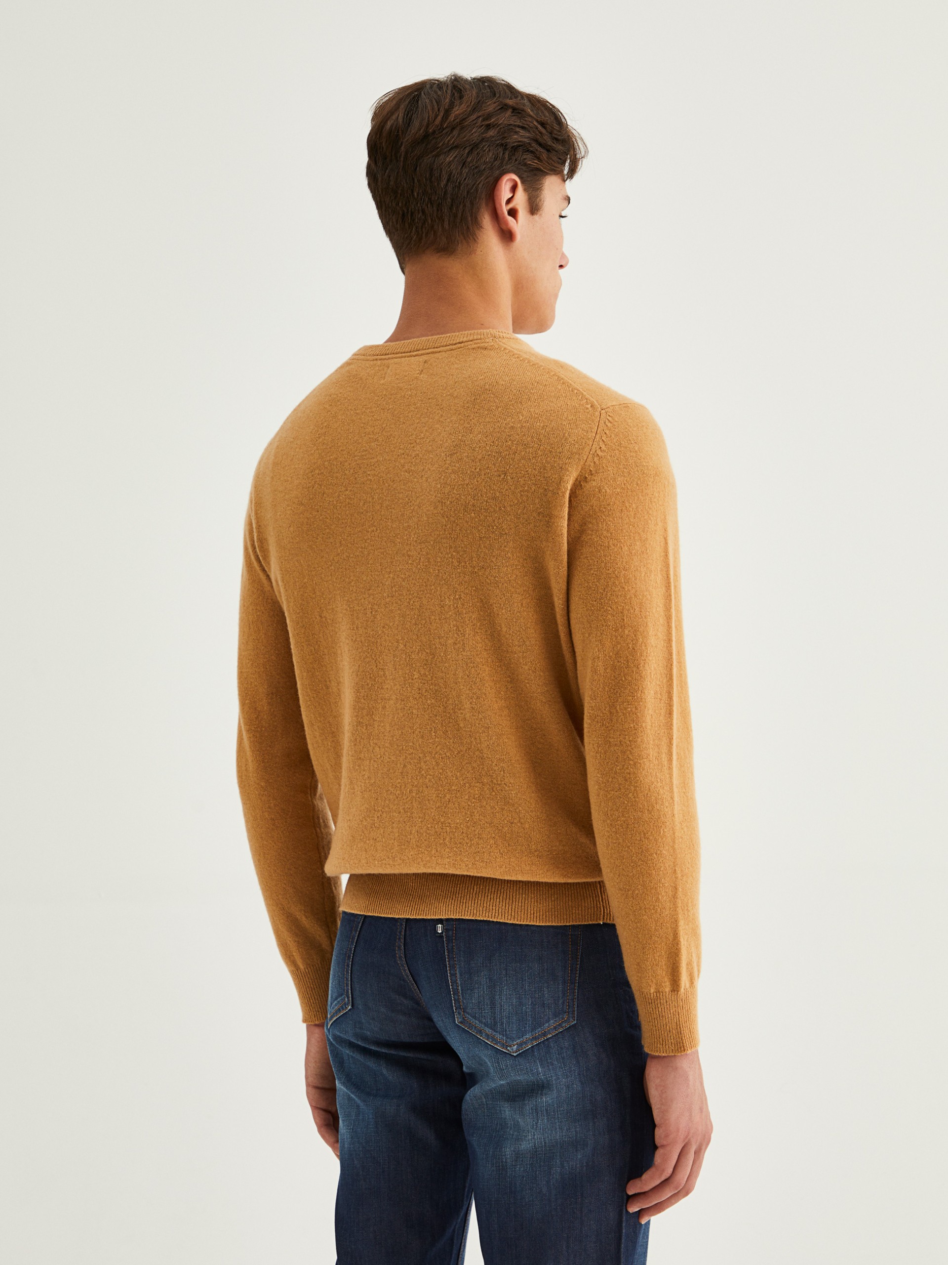 Jersey con cuello de pico