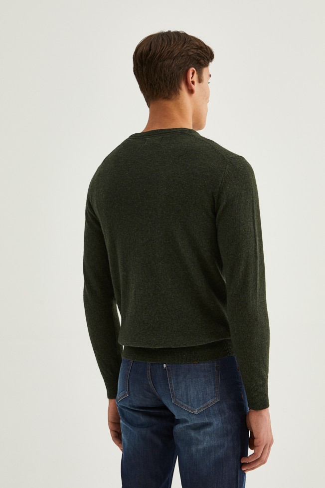 Pullover com decote em V Pullover com decote em V